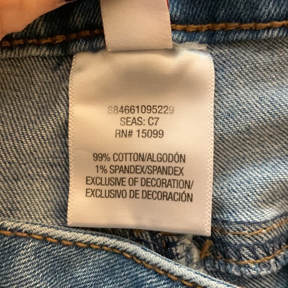 Boot Cut Distressed Jeans - Picture 5 of 6